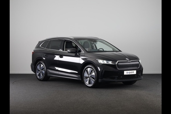 Škoda ENYAQ iV 80 204pk | Verwarmd sturuwiel | Wegklapare trekhaak | Warmtepomp | Parkeercamera