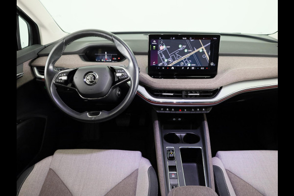 Škoda ENYAQ iV 80 204pk | Verwarmd sturuwiel | Wegklapare trekhaak | Warmtepomp | Parkeercamera