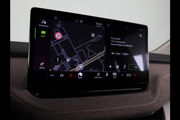 Škoda ENYAQ iV 80 204pk | Verwarmd sturuwiel | Wegklapare trekhaak | Warmtepomp | Parkeercamera