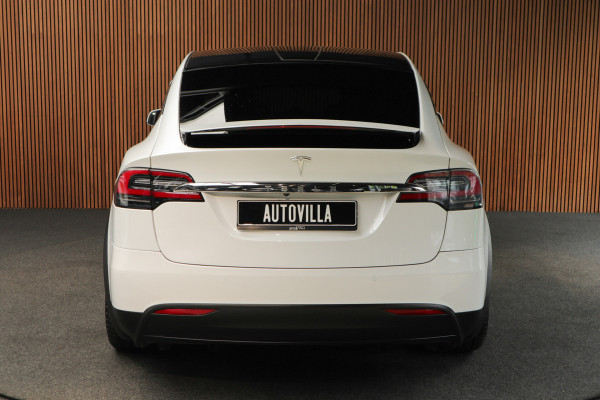 Tesla Model X Dual Motor AWD 7p. 100 kWh Autopilot Leer Navi ACC 360º Stoelverwarming voor & achter Memory Alcantara hemel Climate voor en achter PDC Softclose Afneembare trekhaak 22 inch LM velgen BTW auto