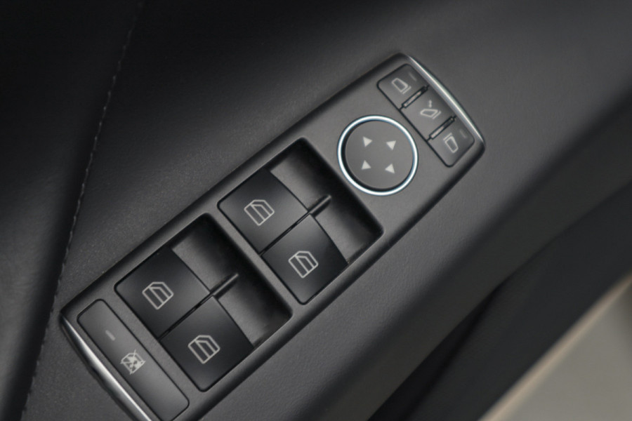 Tesla Model X Dual Motor AWD 7p. 100 kWh Autopilot Leer Navi ACC 360º Stoelverwarming voor & achter Memory Alcantara hemel Climate voor en achter PDC Softclose Afneembare trekhaak 22 inch LM velgen BTW auto