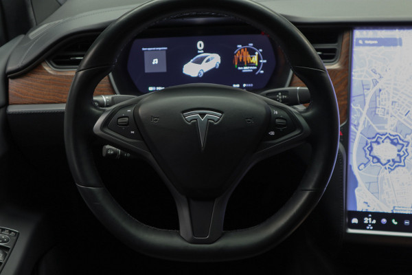 Tesla Model X Dual Motor AWD 7p. 100 kWh Autopilot Leer Navi ACC 360º Stoelverwarming voor & achter Memory Alcantara hemel Climate voor en achter PDC Softclose Afneembare trekhaak 22 inch LM velgen BTW auto