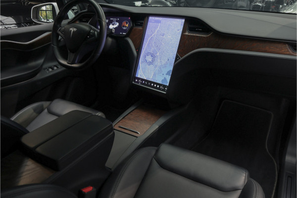 Tesla Model X Dual Motor AWD 7p. 100 kWh Autopilot Leer Navi ACC 360º Stoelverwarming voor & achter Memory Alcantara hemel Climate voor en achter PDC Softclose Afneembare trekhaak 22 inch LM velgen BTW auto