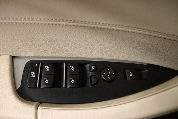 BMW X3 XDrive20i High Executive (PANORAMADAK, DIGITALE COCKPIT, NAVIGATIE, AUTOMAAT, PARKEERSENSOREN, DEALER ONDERHOUDEN)