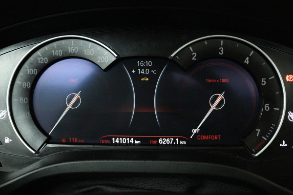 BMW X3 XDrive20i High Executive (PANORAMADAK, DIGITALE COCKPIT, NAVIGATIE, AUTOMAAT, PARKEERSENSOREN, DEALER ONDERHOUDEN)