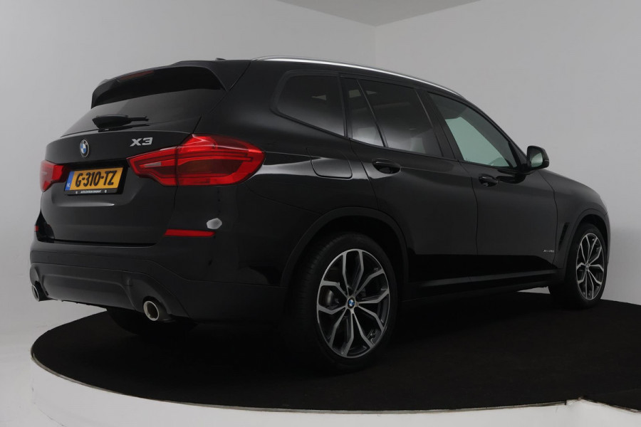 BMW X3 XDrive20i High Executive (PANORAMADAK, DIGITALE COCKPIT, NAVIGATIE, AUTOMAAT, PARKEERSENSOREN, DEALER ONDERHOUDEN)