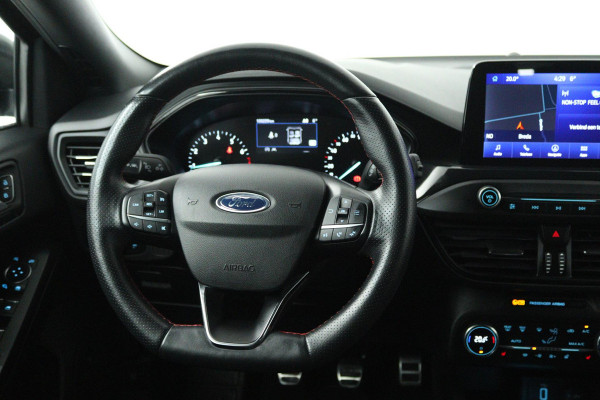 Ford FOCUS Wagon 1.0 EcoBoost ST Line Business (STOEL/STUUR VERWARMING, CRUISE CONTROL, LANE-ASSIST, PARKEERSENSOREN, NAVIGATIE)