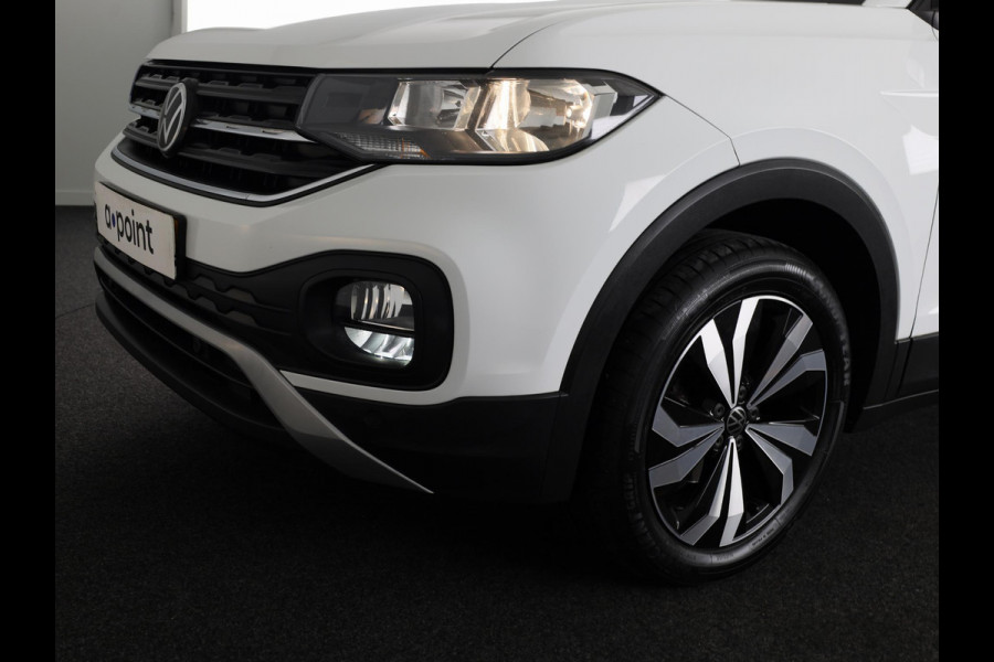 Volkswagen T-Cross 1.0 TSI Life 95 PK | Navigatie | Parkeersensoren voor en achter |