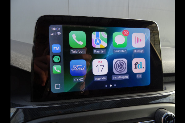 Ford Focus 1.0 EcoBoost Hybrid ST Line X * PANORAMADAK * CARPLAY !!