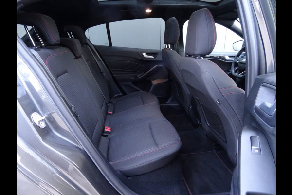 Ford Focus 1.0 EcoBoost Hybrid ST Line X * PANORAMADAK * CARPLAY !!