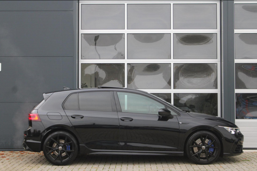 Volkswagen Golf 2.0 TSI R 320pk 4Motion | Pano | IQ Lights | Carplay