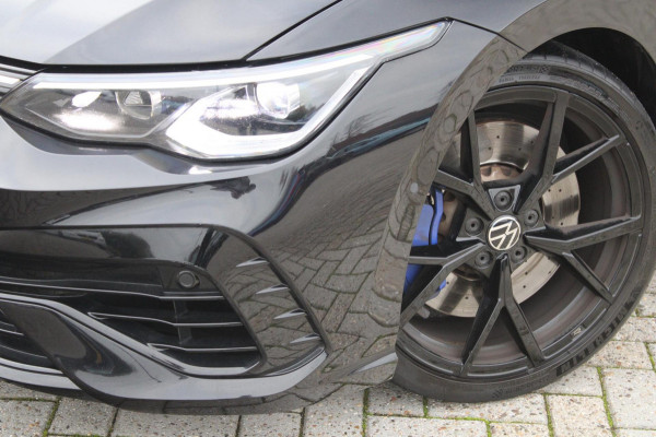 Volkswagen Golf 2.0 TSI R 320pk 4Motion | Pano | IQ Lights | Carplay