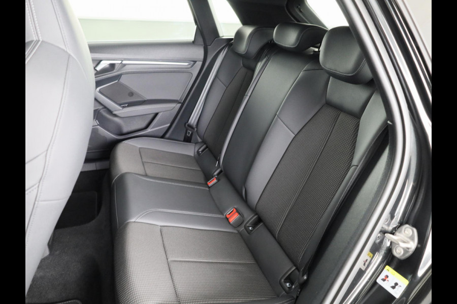 Audi A3 Sportback 30 TFSI S edition 110pk S-Tronic | Navigatie | 17 inch lichtmetalen velgen | Apple Carplay/- Android auto | Full led koplampen