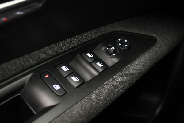 Peugeot 3008 1.2 PureTech Blue Lease Executive