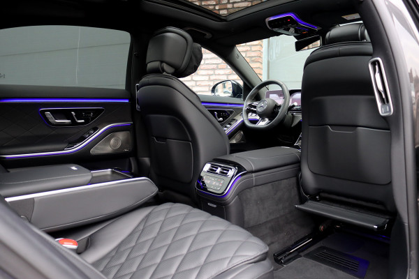 Mercedes-Benz S-Klasse 580 e 4MATIC Lang AMG Line | Airmatic | Achterasbesturing | Chauffeurspakket | MBUX Tablet | Distronic+ | Memory | Stoelventilatie V+A | Burmester | Soft-Close | Digital Light | Vlakkenverwarming | HUD |