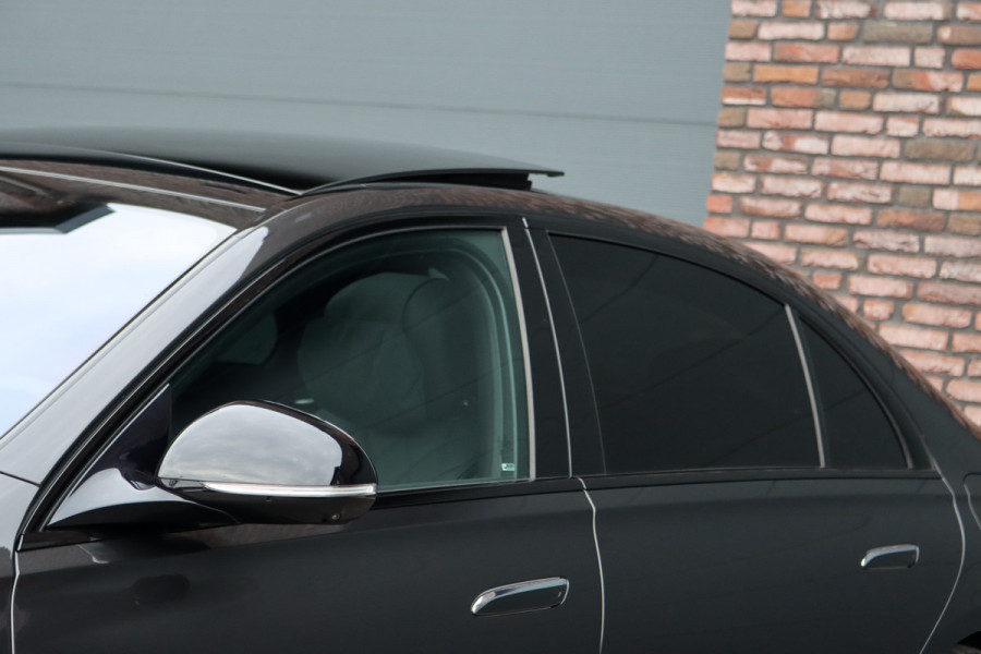 Mercedes-Benz S-Klasse 580 e 4MATIC Lang AMG Line | Airmatic | Achterasbesturing | Chauffeurspakket | MBUX Tablet | Distronic+ | Memory | Stoelventilatie V+A | Burmester | Soft-Close | Digital Light | Vlakkenverwarming | HUD |