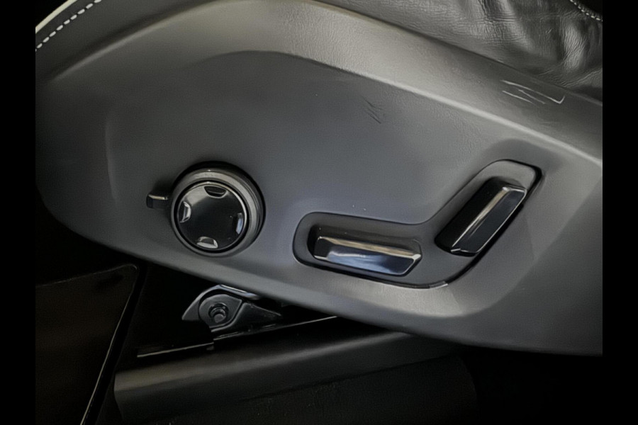 Volvo XC60 2.0 Recharge T6 AWD Ultimate Dark Pano H/D 360° HUD Trekh.