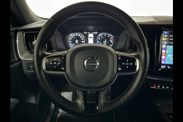 Volvo XC60 2.0 Recharge T6 AWD Ultimate Dark Pano H/D 360° HUD Trekh.