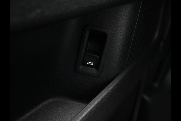 Volkswagen ID. Buzz Cargo 77 kWh 204pk Navigatie Wegkl. trekhaak Camera Matrix Led Carplay