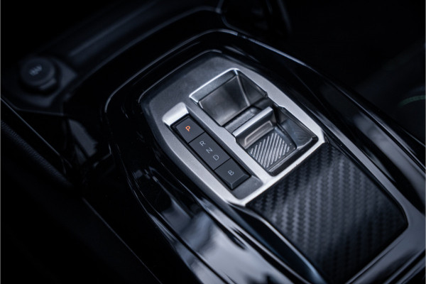 Peugeot e-2008 EV GT 54 kWh ** Camera ** Navigatie ** Rijbereik tot 568km (WLTP)