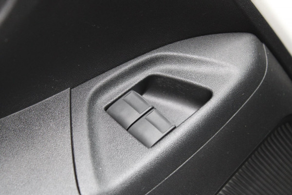 Peugeot 108 1.0 e-VTi Allure Airco Camera Carplay Nap