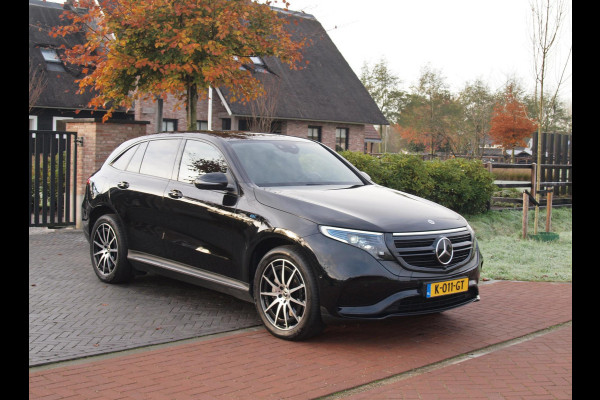 Mercedes-Benz EQC 400 4MATIC Business Solution AMG 80 kWh | AMG Night Edition | Camera | Cruise Control | Sfeerverlichting | NL-Auto |