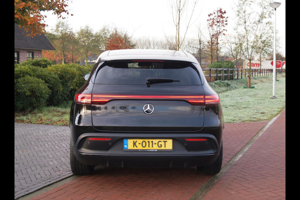 Mercedes-Benz EQC 400 4MATIC Business Solution AMG 80 kWh | AMG Night Edition | Camera | Cruise Control | Sfeerverlichting | NL-Auto |