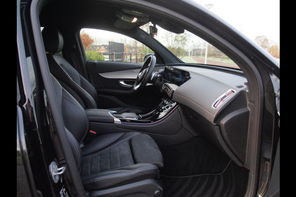 Mercedes-Benz EQC 400 4MATIC Business Solution AMG 80 kWh | AMG Night Edition | Camera | Cruise Control | Sfeerverlichting | NL-Auto |
