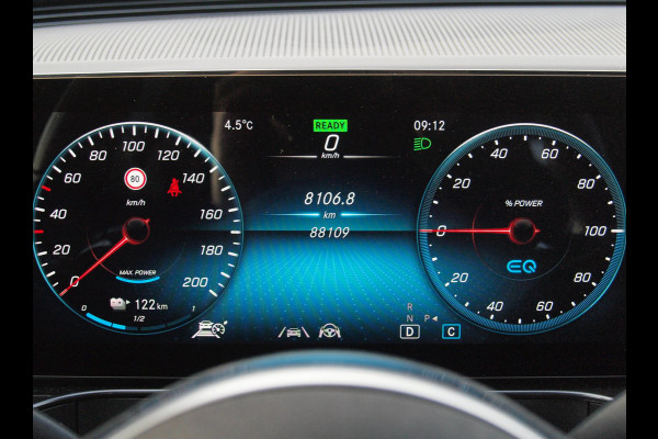 Mercedes-Benz EQC 400 4MATIC Business Solution AMG 80 kWh | AMG Night Edition | Camera | Cruise Control | Sfeerverlichting | NL-Auto |