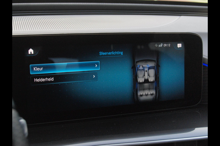 Mercedes-Benz EQC 400 4MATIC Business Solution AMG 80 kWh | AMG Night Edition | Camera | Cruise Control | Sfeerverlichting | NL-Auto |