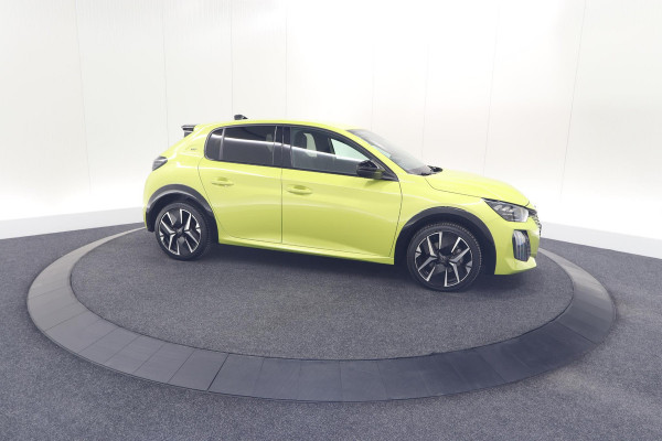 Peugeot 208 Hybrid 136 e-DCS6 GT | Camera | Apple Carplay | Parkeersensoren