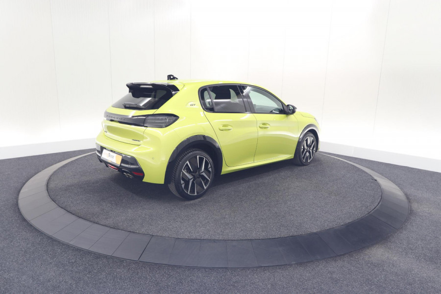 Peugeot 208 Hybrid 136 e-DCS6 GT | Camera | Apple Carplay | Parkeersensoren