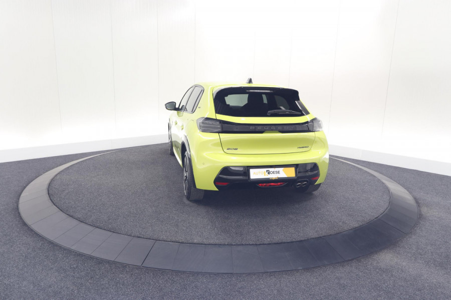 Peugeot 208 Hybrid 136 e-DCS6 GT | Camera | Apple Carplay | Parkeersensoren