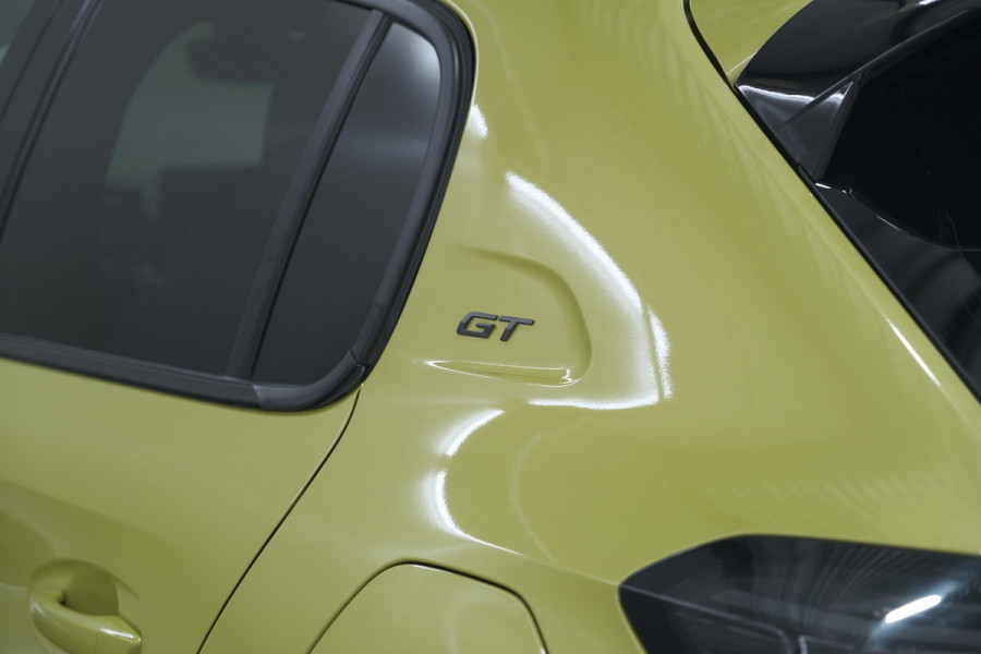 Peugeot 208 Hybrid 136 e-DCS6 GT | Camera | Apple Carplay | Parkeersensoren