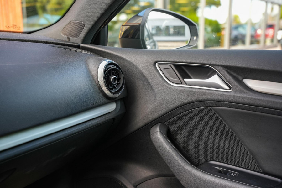 Audi A3 Sportback 35 TFSI CoD Advance Sport S line Led