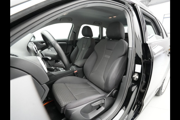 Audi A3 Sportback 30 TFSI 115pk Sport Lease Edition Navigatie Carplay Pdc Led Drive select 100