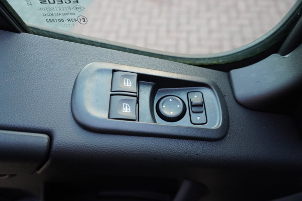 Renault Master T35 2.3 dCi 165PK Dubbel lucht Meubelbak + laadklep nr. V104 | Airco | Cruise | Navi