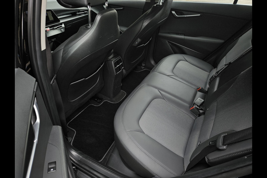 Kia Niro EV DynamicLine 64.8 kWh | Automaat | Camera | Navi | H-Leder | Apple Carplay/Android Auto | Key-Less | Clima | 17" Velgen | PDC | Cruise | LED |