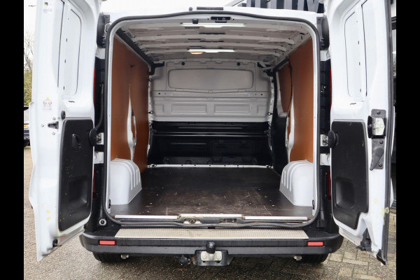 Renault Trafic 2.0 dCi 120PK LANG 32000KM!! MARGE-BTW VRIJ