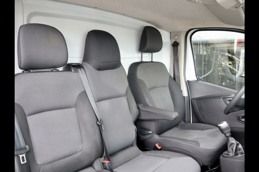 Renault Trafic 2.0 dCi 120PK LANG 32000KM!! MARGE-BTW VRIJ