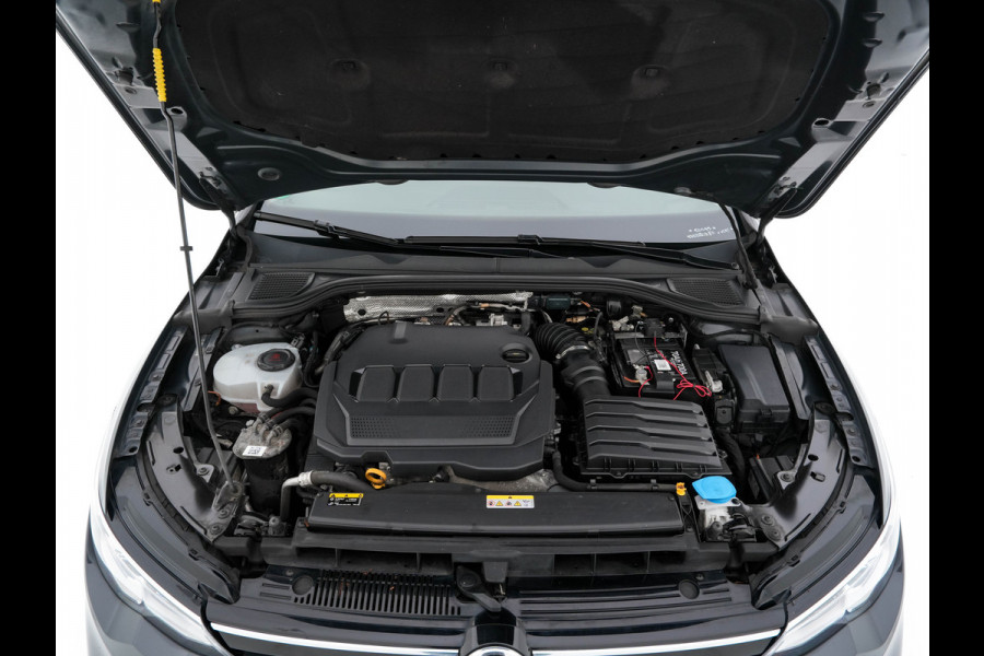 Volkswagen Golf Variant 2.0 TDI Life Business (INCL-BTW)  *FULL-LED | DIGI-COCKPIT | NAVI-FULLMAP | HEATED-COMFORTSEATS | KEYLESS | DAB+ | CARPLAY | ECC | AMBIENT-LIGHT | PDC | 16''ALU*