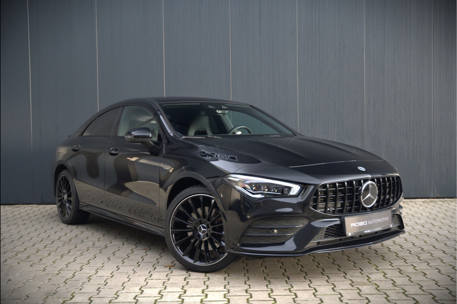 Mercedes-Benz CLA-Klasse 250 e Premium Plus | AMG Line | CLA45 Styling | Stoelverwarming | Keyless | Adaptive Cruise Control | Ambiance verlichting | Camera | Parkeersensoren |