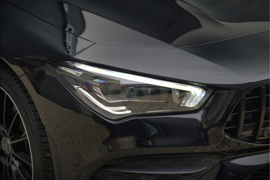 Mercedes-Benz CLA-Klasse 250 e Premium Plus | AMG Line | CLA45 Styling | Stoelverwarming | Keyless | Adaptive Cruise Control | Ambiance verlichting | Camera | Parkeersensoren |