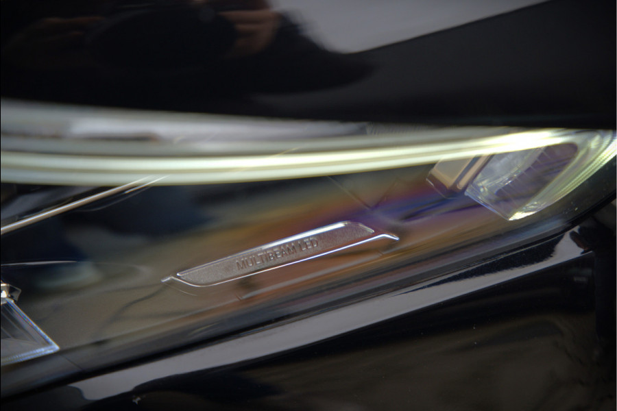 Mercedes-Benz CLA-Klasse 250 e Premium Plus | AMG Line | CLA45 Styling | Stoelverwarming | Keyless | Adaptive Cruise Control | Ambiance verlichting | Camera | Parkeersensoren |