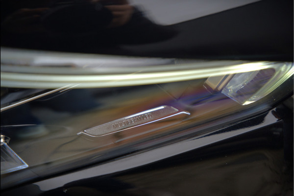 Mercedes-Benz CLA-Klasse 250 e Premium Plus | AMG Line | CLA45 Styling | Stoelverwarming | Keyless | Adaptive Cruise Control | Ambiance verlichting | Camera | Parkeersensoren |