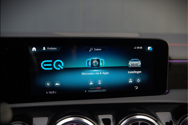 Mercedes-Benz CLA-Klasse 250 e Premium Plus | AMG Line | CLA45 Styling | Stoelverwarming | Keyless | Adaptive Cruise Control | Ambiance verlichting | Camera | Parkeersensoren |