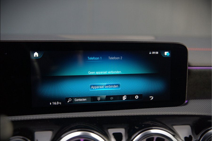 Mercedes-Benz CLA-Klasse 250 e Premium Plus | AMG Line | CLA45 Styling | Stoelverwarming | Keyless | Adaptive Cruise Control | Ambiance verlichting | Camera | Parkeersensoren |