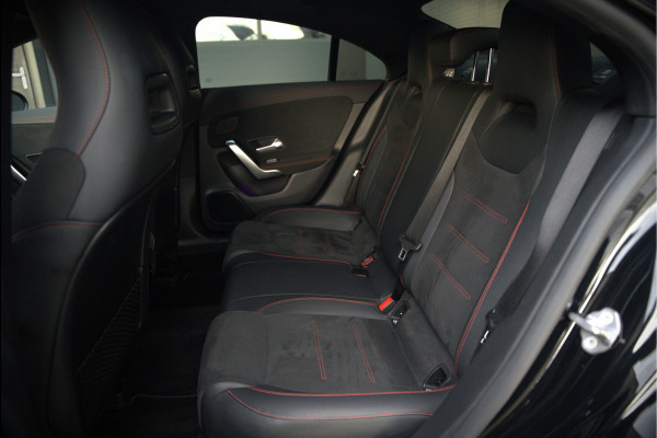 Mercedes-Benz CLA-Klasse 250 e Premium Plus | AMG Line | CLA45 Styling | Stoelverwarming | Keyless | Adaptive Cruise Control | Ambiance verlichting | Camera | Parkeersensoren |