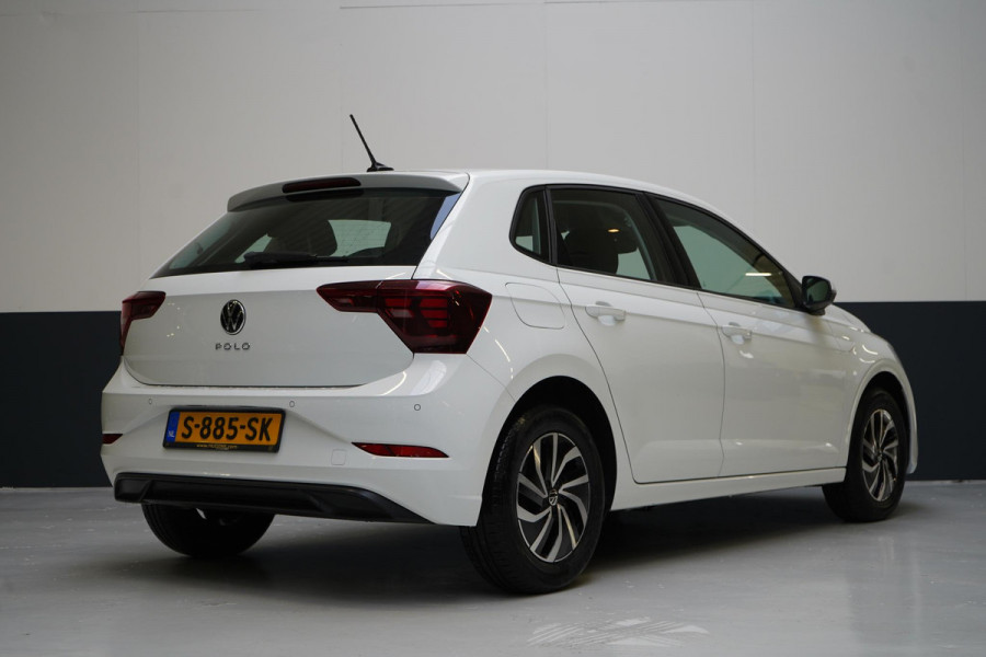 Volkswagen Polo 1.0 TSi 95pk 5-drs | Apple Carplay | Navigatie | Achteruitrijcamera | Lm velgen