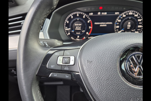 Volkswagen Passat 1.4 TSI Highline Business R-Line / AUT / ACTIE / Carplay